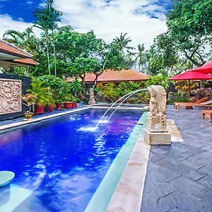 Yulia Kuta Kuta Lombok